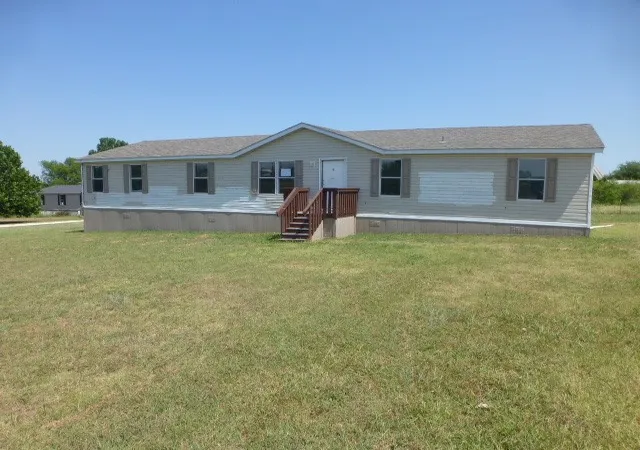 Photo 1 of Sale Pending at 5712 Kentucky St, Joshua, TX 76058 | MLS# 21336244 | Listing updated on 2026-09-08