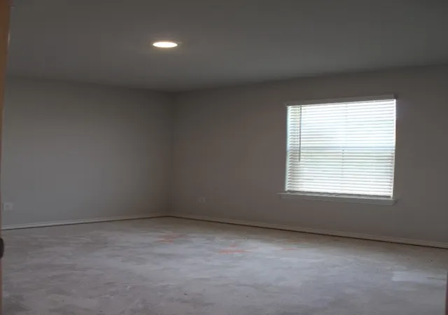 Photo 3 of Single family home for sale at 708 Spaulding St, Justin, TX 76247 | MLS# 21335854 | Listing updated on 2026-09-10