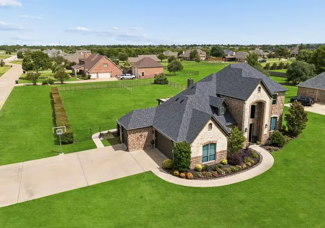 Photo 2 of Single family home for sale at 16011 Oconner Ave, Forney, TX 75126 | MLS# 21332175 | Listing updated on 2026-09-21