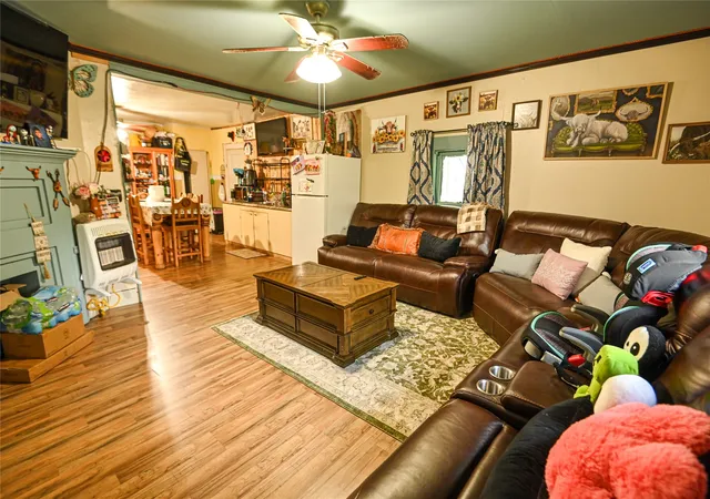 Photo 4 of Single family home for sale at 3815 7Th St, Greenville, TX 75401 | MLS# 21336345 | Listing updated on 2026-09-09