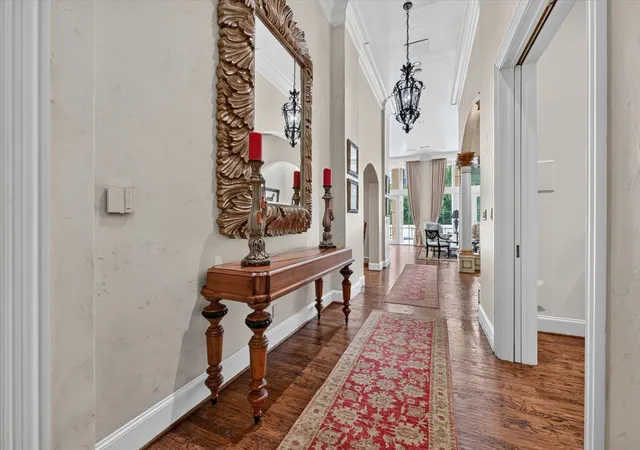 Listing Photo 5 - Condo for sale in building located at 3535 Gillespie St, Dallas, TX 75219 - Unit #104