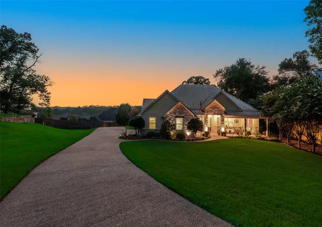 Photo 2 of Single family home for sale at 24060 Red Azalea, Lindale, TX 75771 | MLS# 21335577 | Listing updated on 2026-10-07