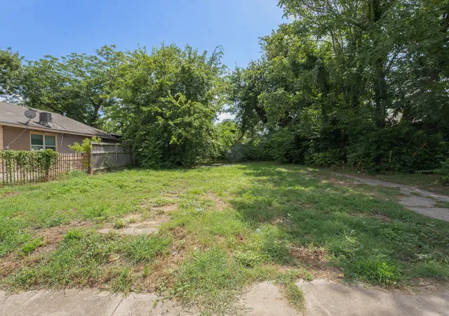 Photo 4 of Land for sale at 5027 Echo Ave, Dallas, TX 75215 | MLS# 21334807 | Listing updated on 2026-09-11