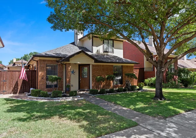 Photo 1 of Sale Pending at 2920 Peninsula Wy, Carrollton, TX 75007 | MLS# 21336433 | Listing updated on 2026-09-12
