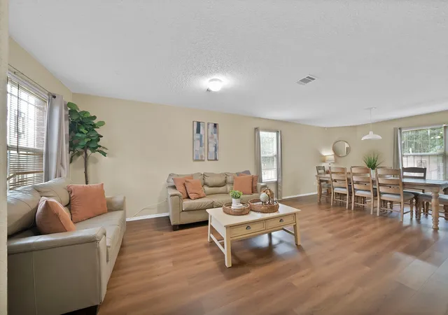 Photo 4 of Single family home for sale at 3372 Mojave Dr, Dallas, TX 75241 | MLS# 21334444 | Listing updated on 2026-07-28