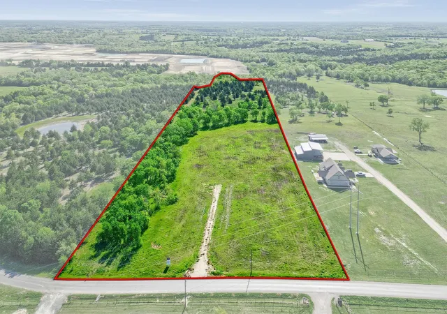 Photo 2 of Land for sale at 2554 Bennett Rd, Howe, TX 75459 | MLS# 21336566 | Listing updated on 2026-07-29