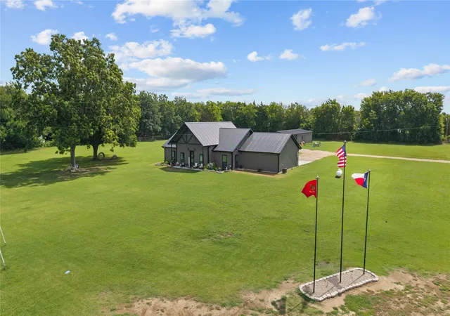 Photo 2 of Single family home for sale at 7122 Farm Road 1499, Sumner, TX 75486 | MLS# 21336060 | Listing updated on 2026-09-19