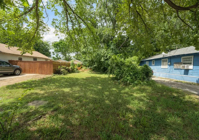 Land for sale at 2731 Macon St, Dallas, TX 75215 | MLS# 21334818