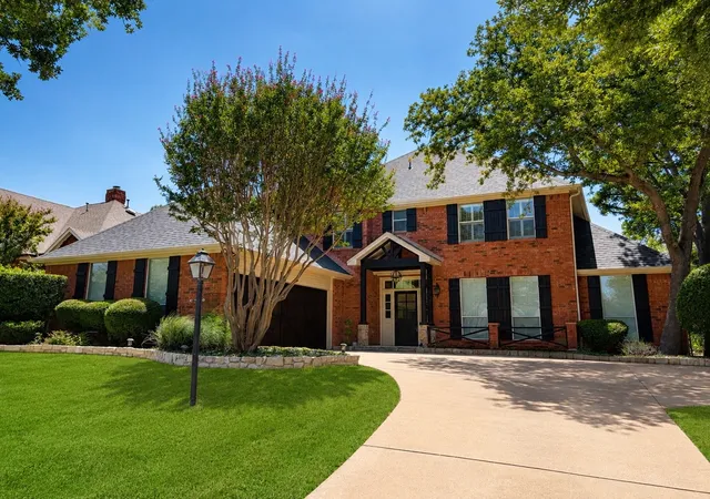 Photo 1 of Single family home for sale at 1908 Vintage Dr, Corinth, TX 76210 | MLS# 21336353 | Listing updated on 2026-09-12