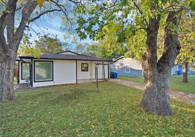 Photo 1 of Sale Pending at 809 Hackamore St, Fort Worth, TX 76108 | MLS# 21336700 | Listing updated on 2026-09-08