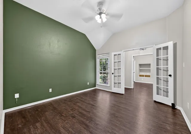 Photo 4 of Single family home for sale at 508 Kempson Ct, Saginaw, TX 76179 | MLS# 21335756 | Listing updated on 2026-09-23