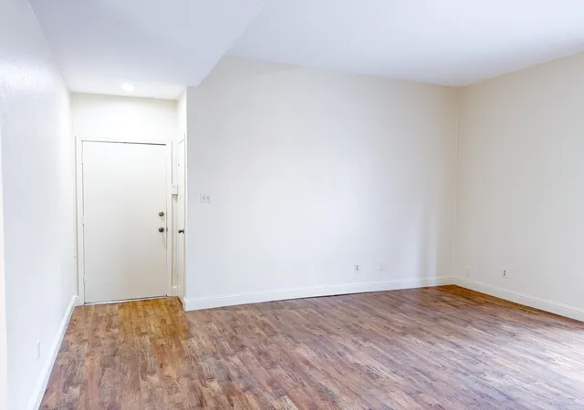 Photo 2 of Condo for sale at 10440 High Hollows Dr #146, Dallas, TX 75230 | MLS# 21331494 | Listing updated on 2026-07-31