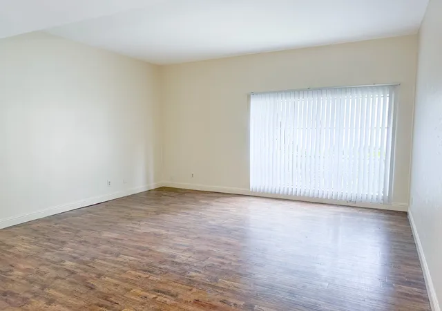 Photo 4 of Condo for sale at 10440 High Hollows Dr #146, Dallas, TX 75230 | MLS# 21331494 | Listing updated on 2026-07-31