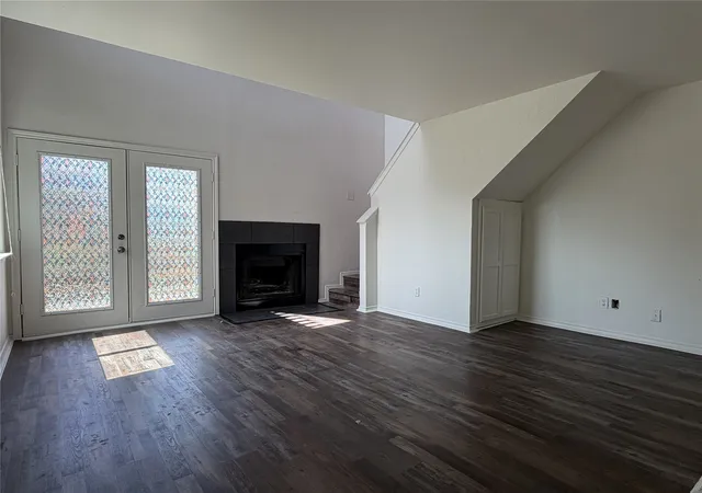 Photo 2 of Condo for sale at 3125 Sondra Dr #201, Fort Worth, TX 76107 | MLS# 21336321 | Listing updated on 2026-09-17
