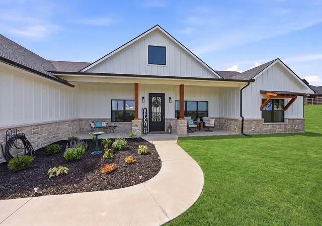 Photo 3 of Single family home for sale at 3657 Harrell Rd, Howe, TX 75459 | MLS# 21336094 | Listing updated on 2026-09-12