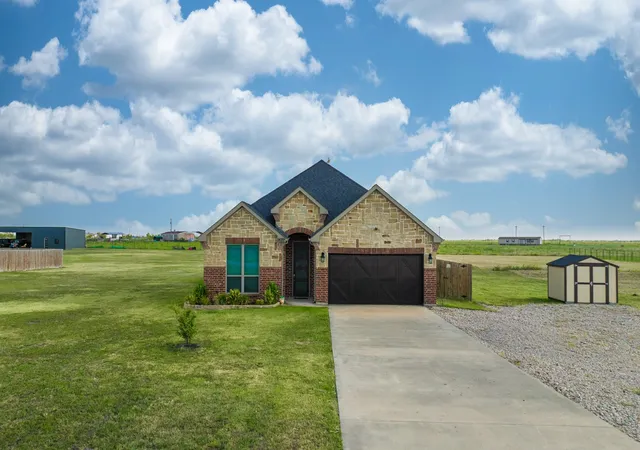 Photo 1 of Single family home for sale at 9689 County Road 4116, Kaufman, TX 75142 | MLS# 21336711 | Listing updated on 2026-10-03