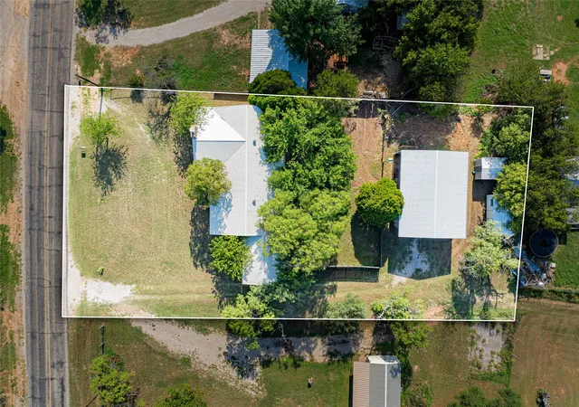 Photo 4 of Single family home for sale at 204 Fm 209 E, Woodson, TX 76491 | MLS# 21334301 | Listing updated on 2026-09-08