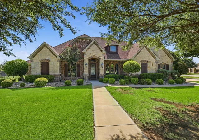 Photo 2 of Single family home for sale at 1414 Rio Viento, Fort Worth, TX 76135 | MLS# 21326933 | Listing updated on 2026-09-12