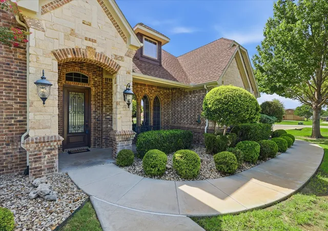 Photo 3 of Single family home for sale at 1414 Rio Viento, Fort Worth, TX 76135 | MLS# 21326933 | Listing updated on 2026-09-12