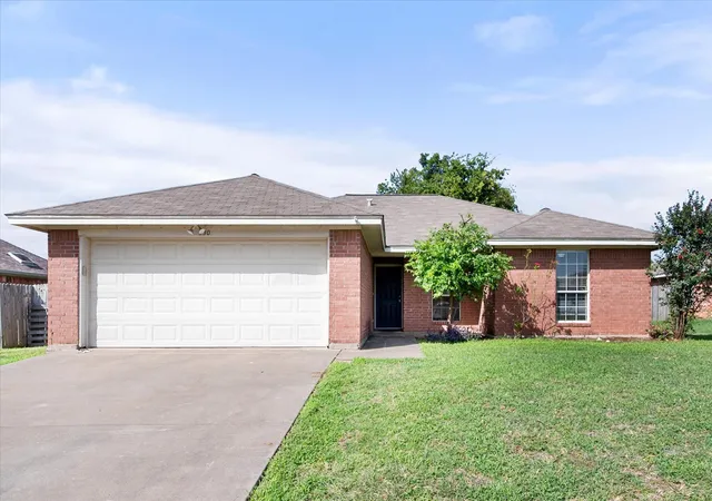 Photo 1 of Single family home for sale at 330 Schumacher Dr, Burleson, TX 76028 | MLS# 21332367 | Listing updated on 2026-09-08
