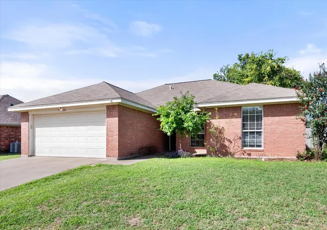 Photo 2 of Single family home for sale at 330 Schumacher Dr, Burleson, TX 76028 | MLS# 21332367 | Listing updated on 2026-09-08