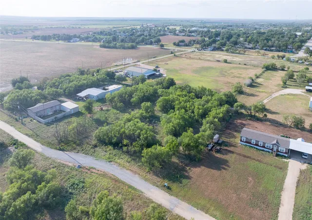 Photo 2 of Sale Pending at 130 Parks Ranch Rd, Merkel, TX 79536 | MLS# 21335660 | Listing updated on 2026-09-06