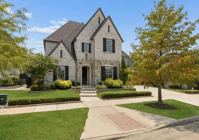 Photo 1 of Single family home for sale at 4043 Fairbanks Dr, Frisco, TX 75033 | MLS# 21335940 | Listing updated on 2026-10-05