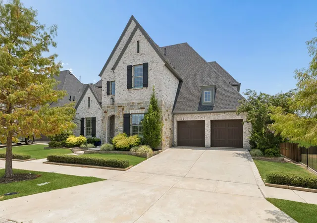 Photo 2 of Single family home for sale at 4043 Fairbanks Dr, Frisco, TX 75033 | MLS# 21335940 | Listing updated on 2026-10-05