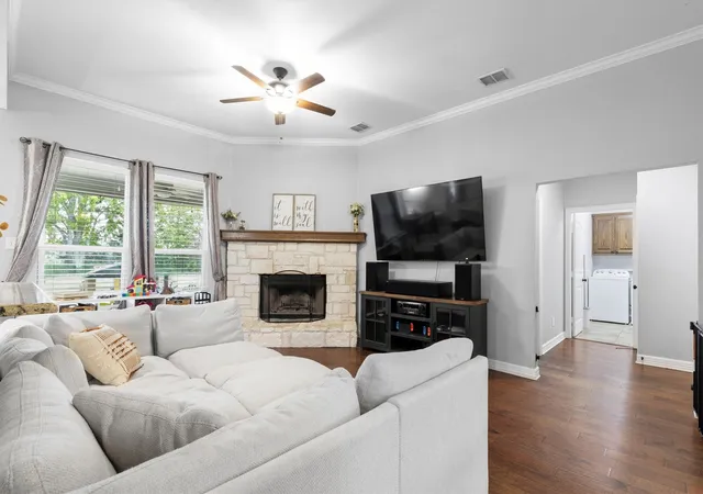 Photo 2 of Single family home for sale at 429 Collin St, Nevada, TX 75173 | MLS# 21337444 | Listing updated on 2026-09-17