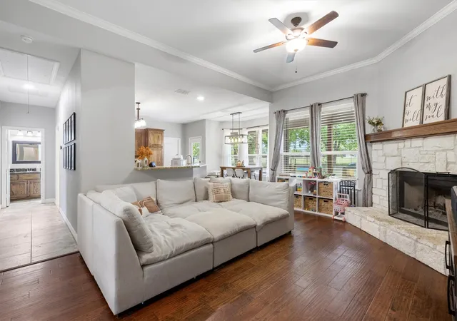 Photo 3 of Single family home for sale at 429 Collin St, Nevada, TX 75173 | MLS# 21337444 | Listing updated on 2026-09-17