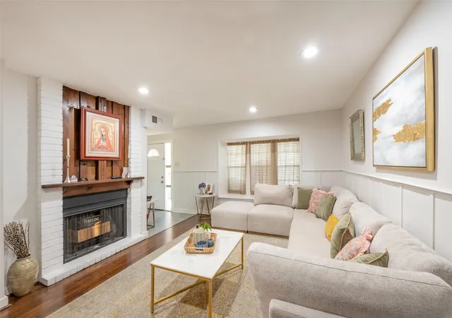 Photo 2 of Condo for sale at 7504 Riverbrook Dr, Dallas, TX 75230 | MLS# 21334491 | Listing updated on 2026-09-10