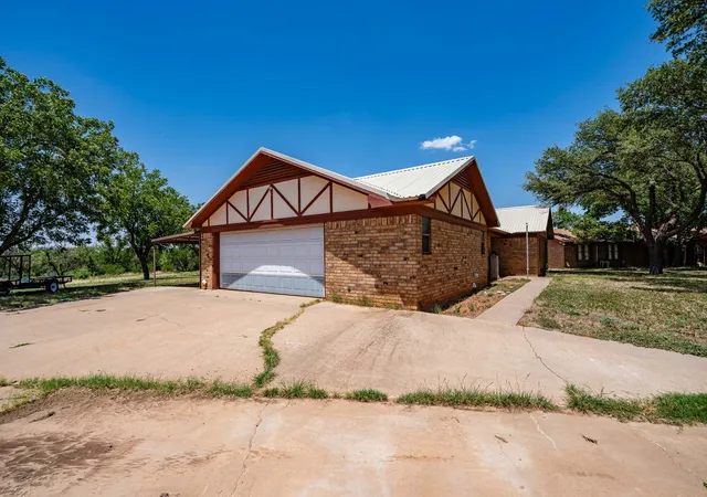 Photo 26 of Single family home for sale at 2100 Avenue Q, Anson, TX 79501 | MLS# 21337653 | Listing updated on 2026-10-04