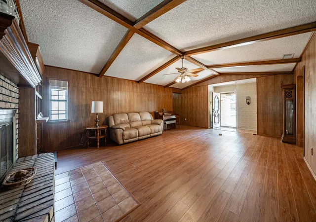 Photo 4 of Single family home for sale at 2100 Avenue Q, Anson, TX 79501 | MLS# 21337653 | Listing updated on 2026-10-04