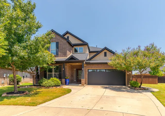 Photo 2 of Single family home for sale at 16721 Millenium Park Pl, Prosper, TX 75078 | MLS# 21336541 | Listing updated on 2026-09-14