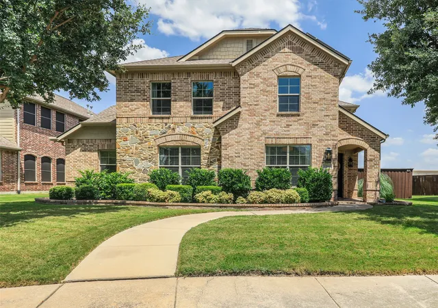 Photo 4 of Single family home for sale at 12000 Sunny St, Frisco, TX 75033 | MLS# 21329797 | Listing updated on 2026-09-14