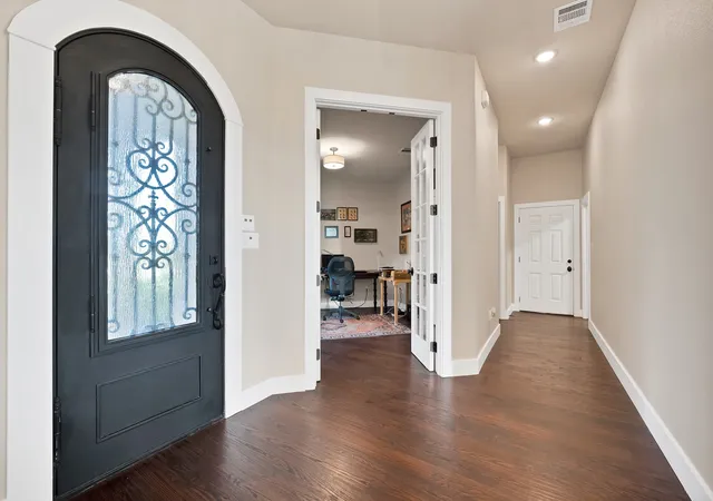 Photo 4 of Single family home for sale at 9688 Whispering Creek Ter, Grandview, TX 76050 | MLS# 21336785 | Listing updated on 2026-09-14