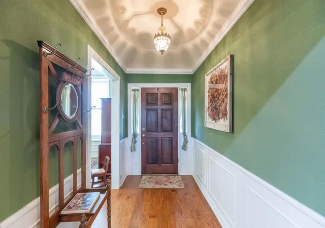 Photo 3 of Single family home for sale at 433 Avenida De Leon, Abilene, TX 79602 | MLS# 21337630 | Listing updated on 2026-09-30