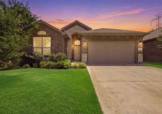 Photo 1 of Single family home for sale at 908 Nelson Pl, Burleson, TX 76028 | MLS# 21337770 | Listing updated on 2026-08-31