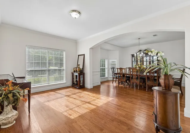 Photo 4 of Single family home for sale at 717 Morningside Trl, Murphy, TX 75094 | MLS# 21331844 | Listing updated on 2026-09-10