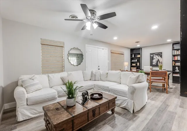 Photo 3 of Sale Pending at 5163 Waits Ave, Fort Worth, TX 76133 | MLS# 21332615 | Listing updated on 2026-09-11