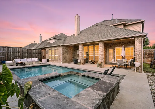 Photo 1 of Single family home for sale at 11809 Indian Pony Wy, Fort Worth, TX 76244 | MLS# 21336120 | Listing updated on 2026-09-14