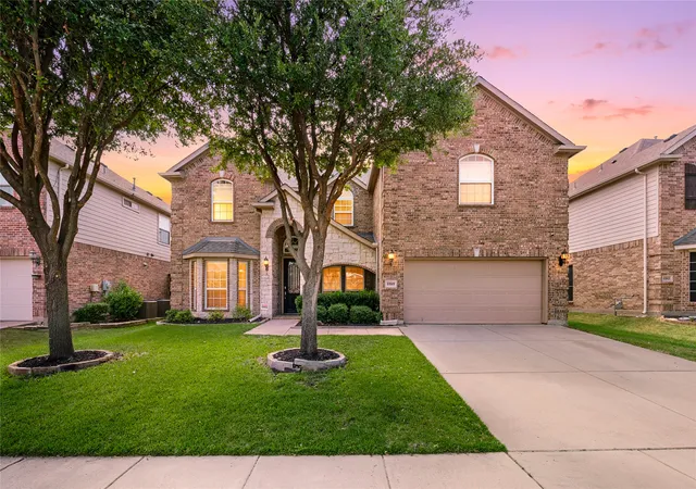 Photo 3 of Single family home for sale at 11809 Indian Pony Wy, Fort Worth, TX 76244 | MLS# 21336120 | Listing updated on 2026-09-14