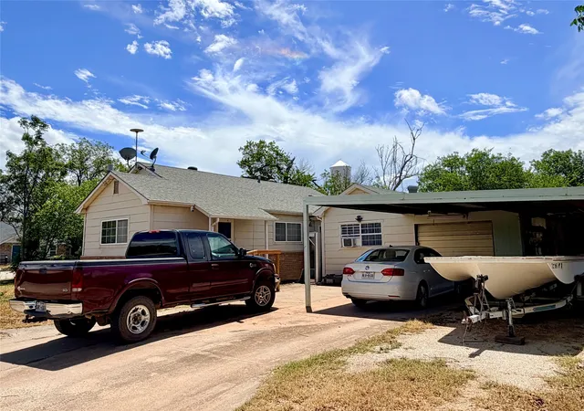 Photo 1 of Single family home for sale at 912 Locust, Merkel, TX 79536 | MLS# 21331860 | Listing updated on 2026-09-10