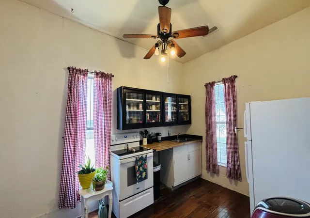 Photo 4 of Single family home for sale at 519 W Fm 545, Blue Ridge, TX 75424 | MLS# 21314561 | Listing updated on 2026-10-05