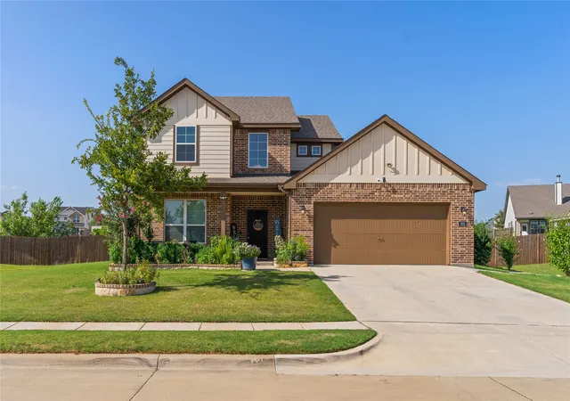 Photo 1 of Single family home for sale at 832 Feather Edge Dr, Springtown, TX 76082 | MLS# 21337969 | Listing updated on 2026-09-04