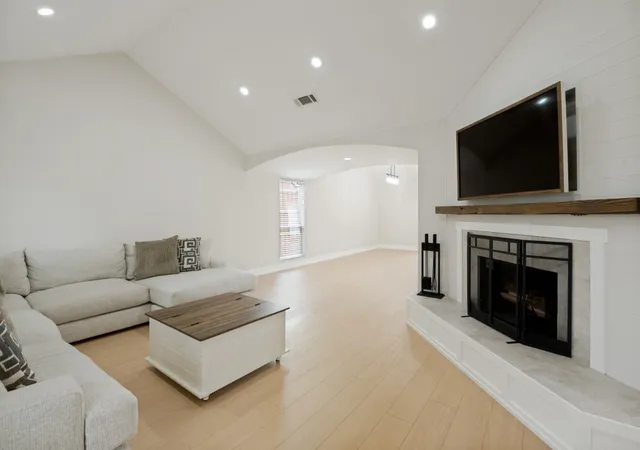 Photo 4 of Single family home for sale at 4433 Larner St, The Colony, TX 75056 | MLS# 21335304 | Listing updated on 2026-09-13