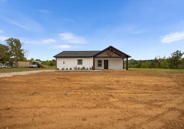 Photo 2 of Single family home for sale at 4123 County Road 1120, Tyler, TX 75704 | MLS# 21338084 | Listing updated on 2026-07-30