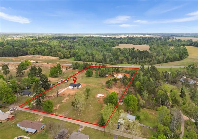 Photo 3 of Single family home for sale at 4123 County Road 1120, Tyler, TX 75704 | MLS# 21338084 | Listing updated on 2026-07-30