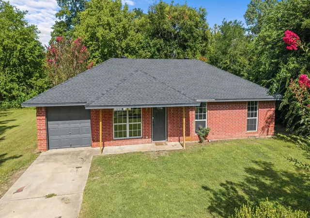 Photo 1 of Sale Pending at 235 Hickory St, Blossom, TX 75416 | MLS# 21338155 | Listing updated on 2026-09-23