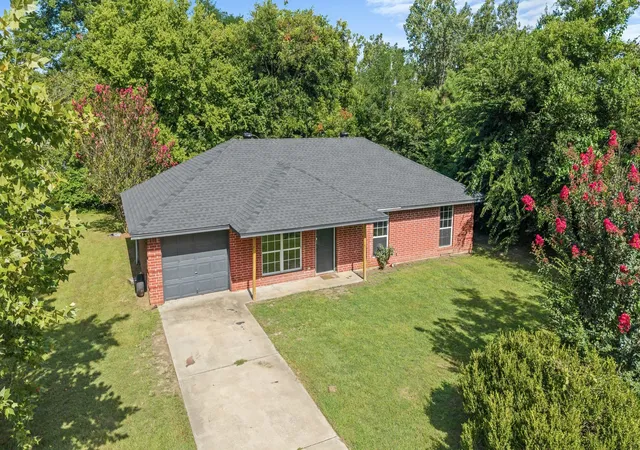Photo 3 of Sale Pending at 235 Hickory St, Blossom, TX 75416 | MLS# 21338155 | Listing updated on 2026-09-23